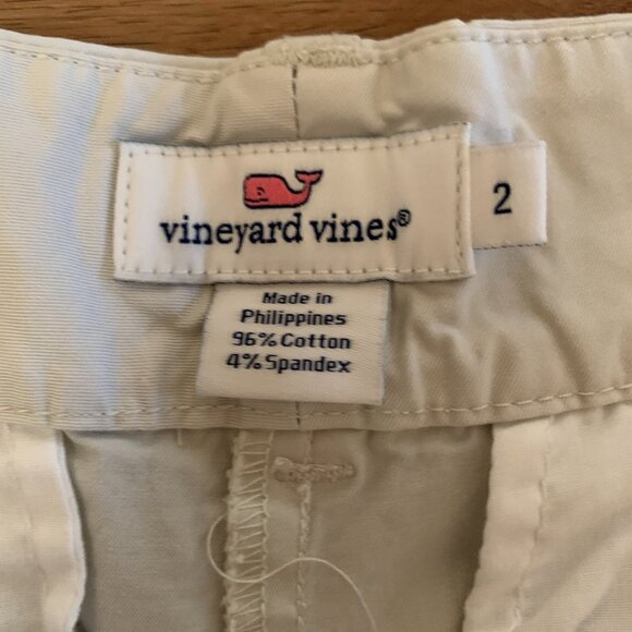 Vineyard Vines Khaki Chino Shorts w/ Pink Whale – Size 2 - Picture 9 of 12